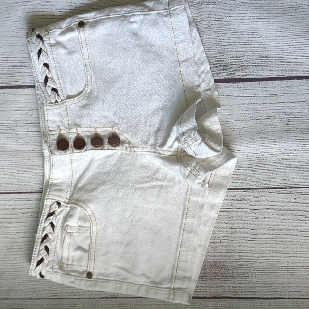 Juniors shorts